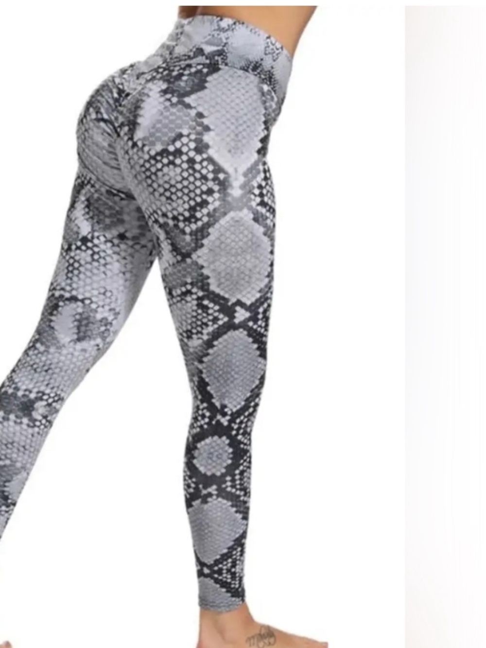 Victoria's Secret Crossover Leggings in a grey and white snakeskin print